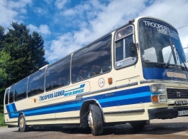 Vintage coach for weddings in Cheltenham